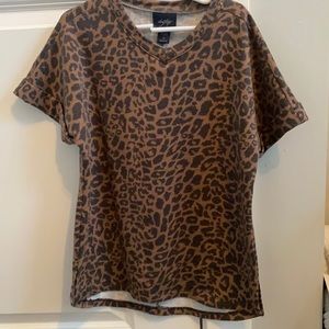 Girls daytrip buckle animal print top no issues
